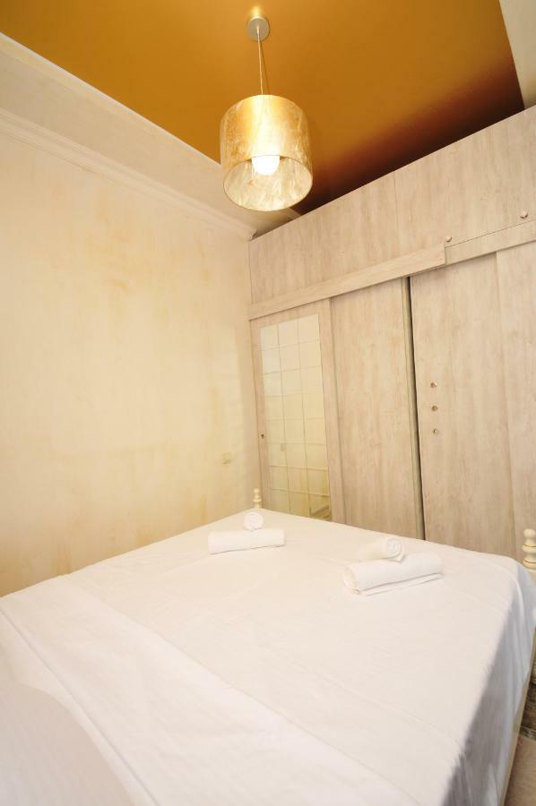 Apartments With A View Of The Trinity Holy Batumi Exterior foto